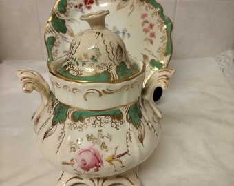 Fine Hand painted English Bone china lidded bowl and serving plate from 1820/30s 22kg gilding on the set roses design