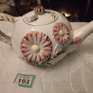 vintage tea pot