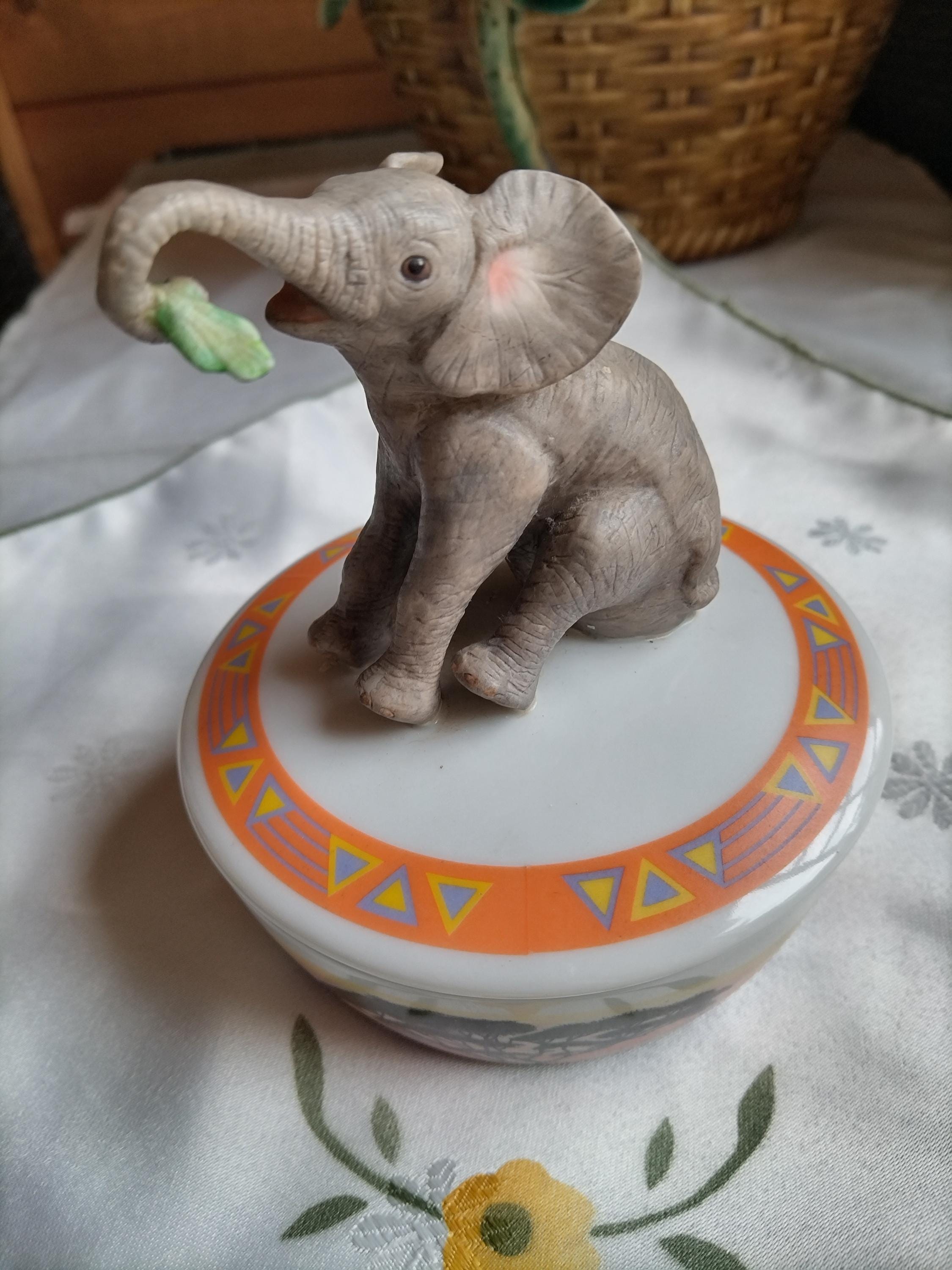 Elephant musicical box Lenox 1994 limited edition