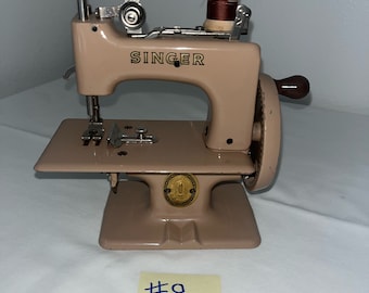 Máquina de coser Singer No.20-10