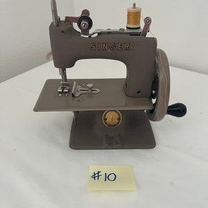 Máquina de coser para niños Singer