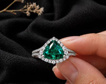 Emerald Gemstone Ring 8x8mm 3.20CT Halo Diamond Accent Silver Ring Trillion Cut Engagement Ring Women Jewelry Gift