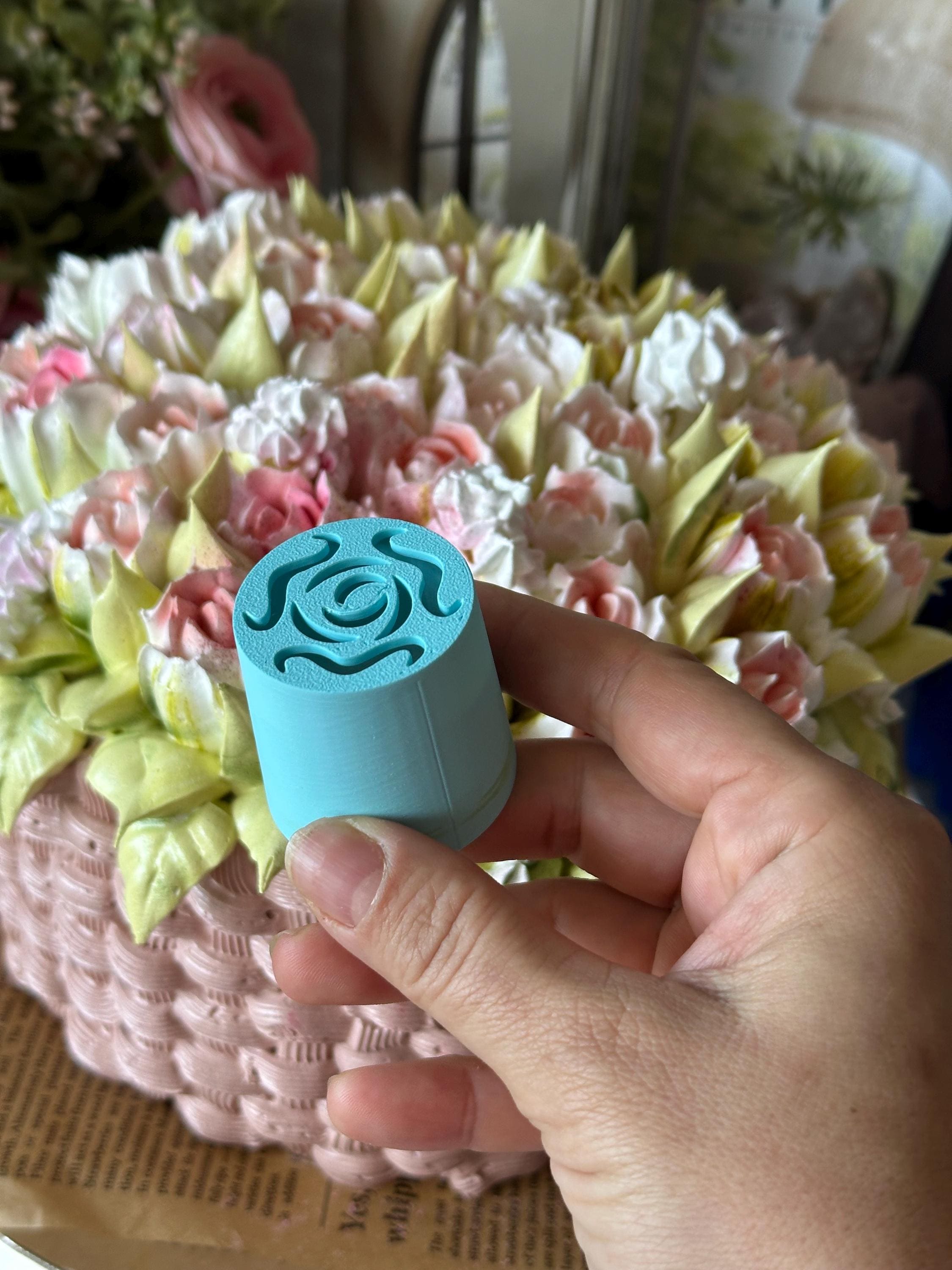 35 mm Tulip Piping Tip