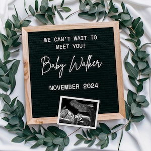 Einfache minimalistische Schwangerschaftsankündigung Digitale, geschlechtsneutrale Boho-Babyankündigung, moderne bearbeitbare Social Media Baby Reveal-Vorlage