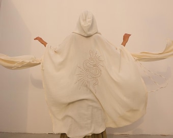 Kimonokaftan med huva, ormbroderi, bohemiska klockor, bohemiska kläder, ritualkläder, shamankimono, ekologisk bomull