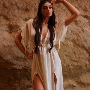 Vestido largo bohemio, vestido de diosa etérea, atuendo de boda bohemio, ropa de festival de verano de inspiración griega, ropa orgánica, lino, ropa de resort Off White
