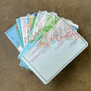 Cartera delgada- Mapas vintage de Maui Hawaii- Elija 1