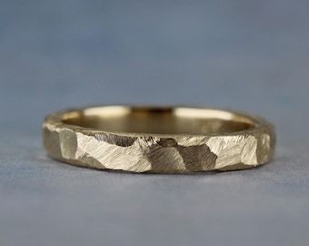 Unique wedding band, engraved custom made, rustic solid gold ring