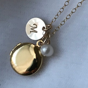 Gold Initial Girl Round Locket Necklace,Flower Girl Locket Necklace,Personalized Locket Necklace,Locket Necklace,Little Locket Necklace