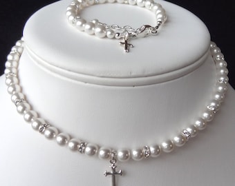 Conjunto de collar, pulsera y pendientes con cruz de perlas, conjunto de joyas de perlas para primera comunión, conjunto de joyas de confirmación, conjunto de joyas de perlas para bautismo, conjunto de perlas