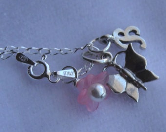 Collar con inicial de mariposa para niña, collar con inicial de bebé personalizado, collar personalizado para niña de las flores, regalo de cumpleaños para niñas, dije de flor