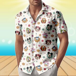 Camisa de Mickey y sus amigos, camiseta retro de personajes Disney, camisa floral de Mickey, Minnie y Pluto, vacaciones de verano, camisa de dibujos animados vintage