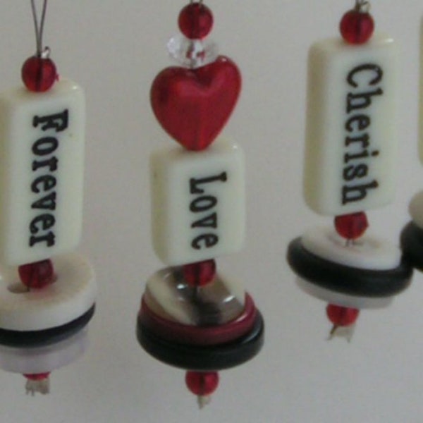 Stitch Markers VALENTINE HEART LOVE Smitten Knitting Set of 5 Vintage Phatfiber Sampler Feature Crafts red button bead Cherish Forever
