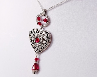 Collier de médaillon de coeur argenté, médaillon de coeur rouge, médaillon de cru, bijoux victoriens, médaillon de photo de coeur, médaillon de pendentif de coeur