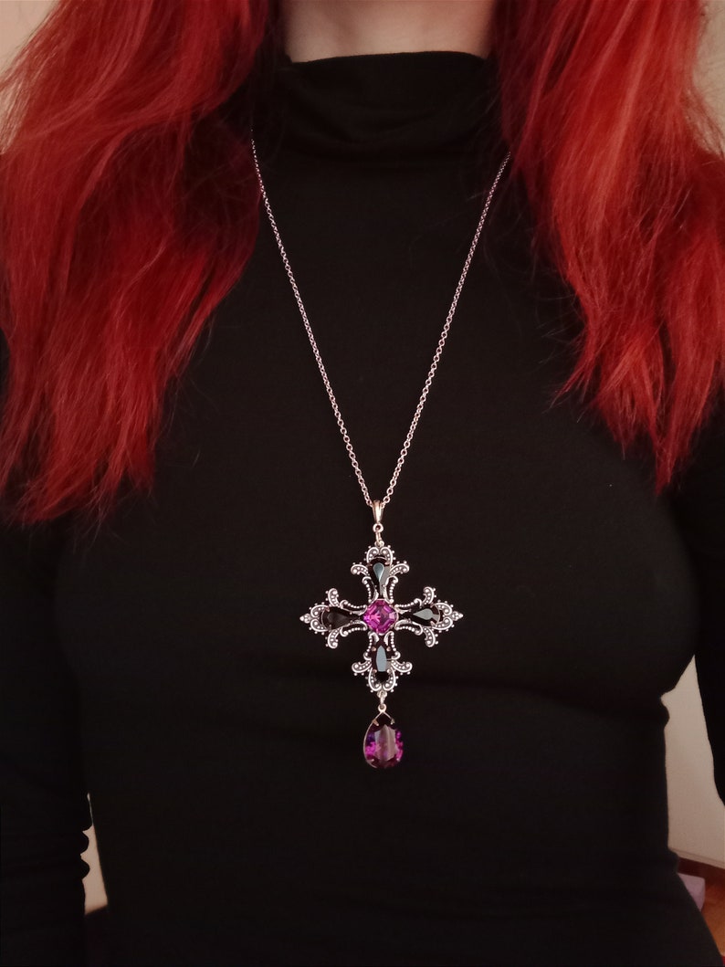 Blue Cross Pendant, Large Gothic cross necklace, Blue and Black crystal, Gothic jewelry 画像 9