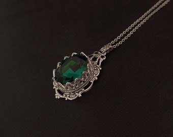 Emerald gotische ketting, groene ketting, gotische sieraden, zilveren filigraan hanger charme