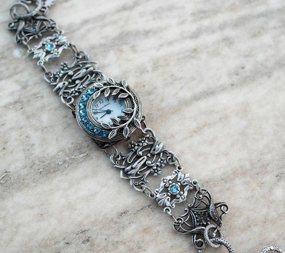 Old bracelet watches new arrivals