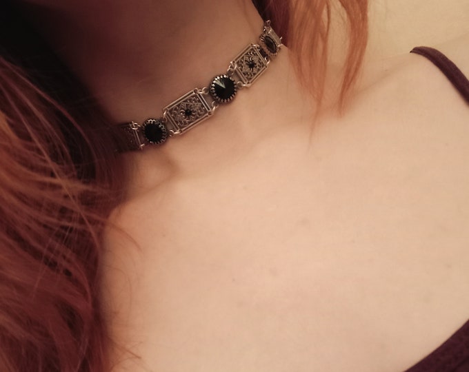Black crystal choker womens antique Silver Gothic Choker necklace Gothic Jewelry //Alternative Dark Fashion