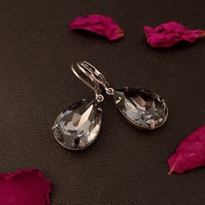 Dark Gray earrings, Smokey charcoal black diamond pear shaped earrings, Evening earrings, Silver leverback bridesmaid gift, dangle earrings image 3