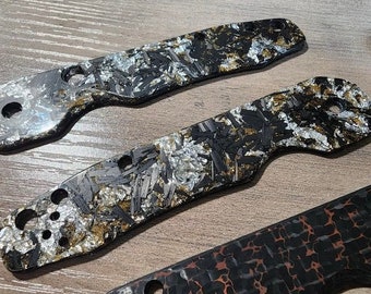 Escamas Spyderco Smock plateadas y doradas (CF)