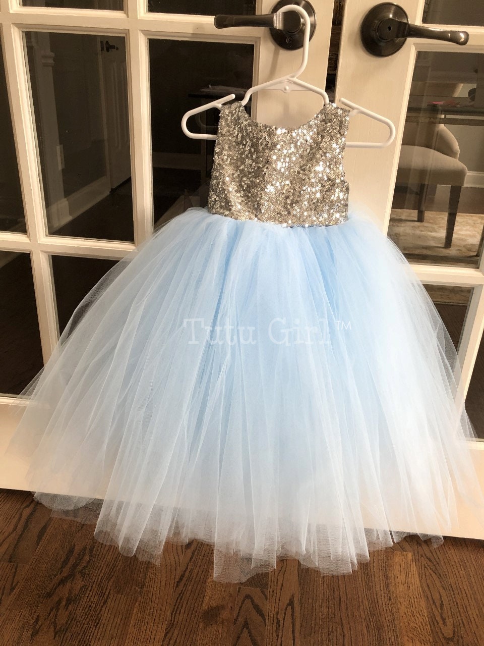 Vestido de ni a de flores azul claro azul y plata vestido de