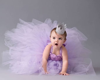 Robe de premier anniversaire, robe de 1er anniversaire, robe de fille de fleur de lavande, robe de Tutu violet lilas, robe de fille de fleur d'enfant en bas âge