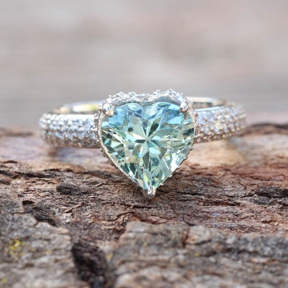 Gem Stone King 925 Sterling Silver Green Peridot Red Garnet And White Lab Grown Diamond Women Ring (1.13 Cttw Heart Shape, Size 5-854605