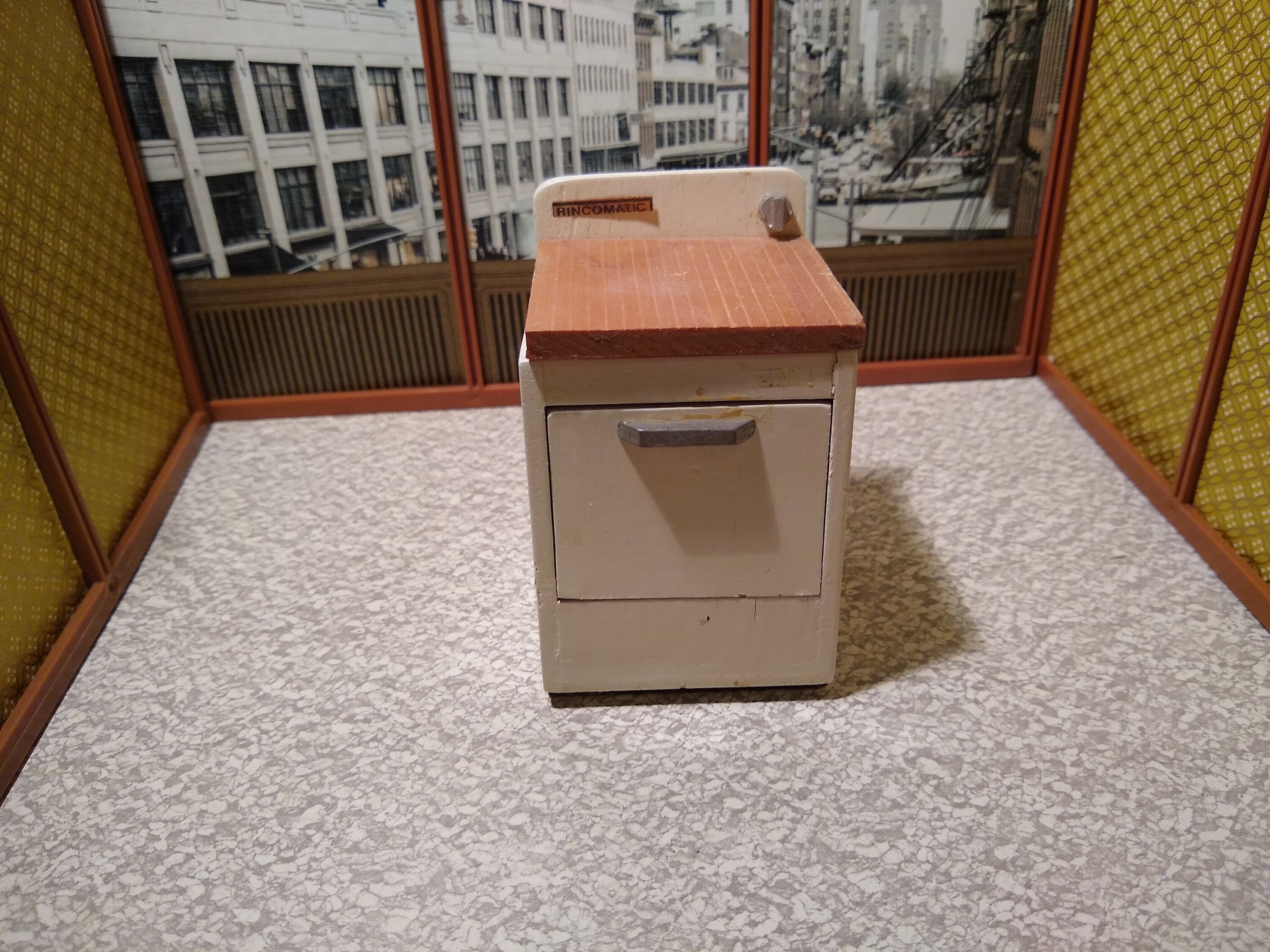 dollhouse dishwasher