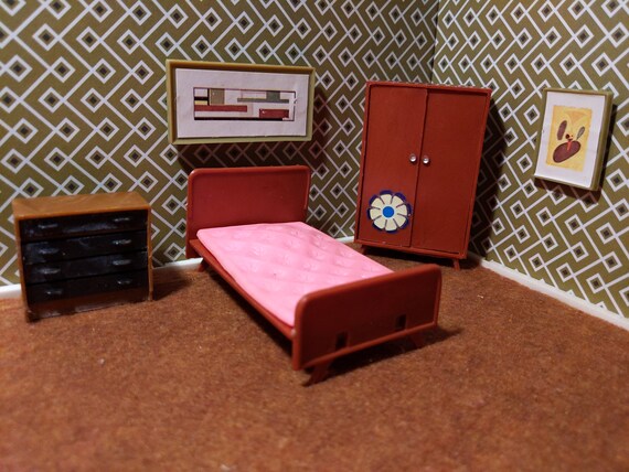 blue box toys dollhouse