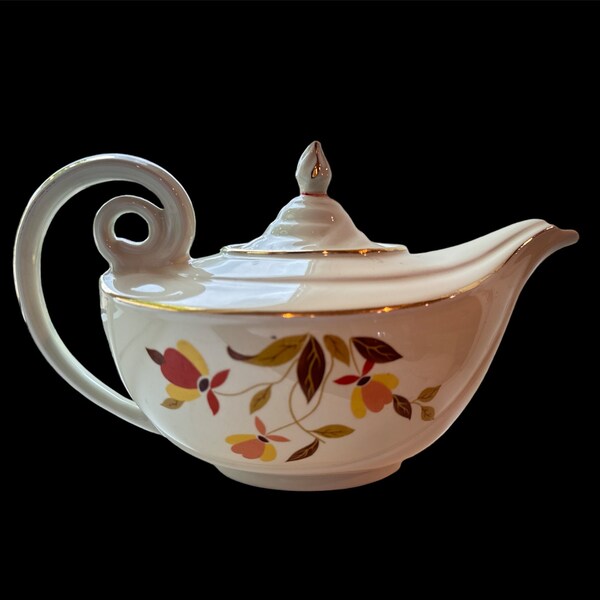 Aladdin Jewel Hall Vintage Tea Pot