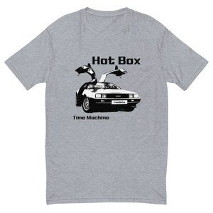 Hot Box Time Machine, SPEDIZIONE GRATUITA, DeLorean, Ritorno al futuro, Fumatori, T-shirt grafica, regalo.