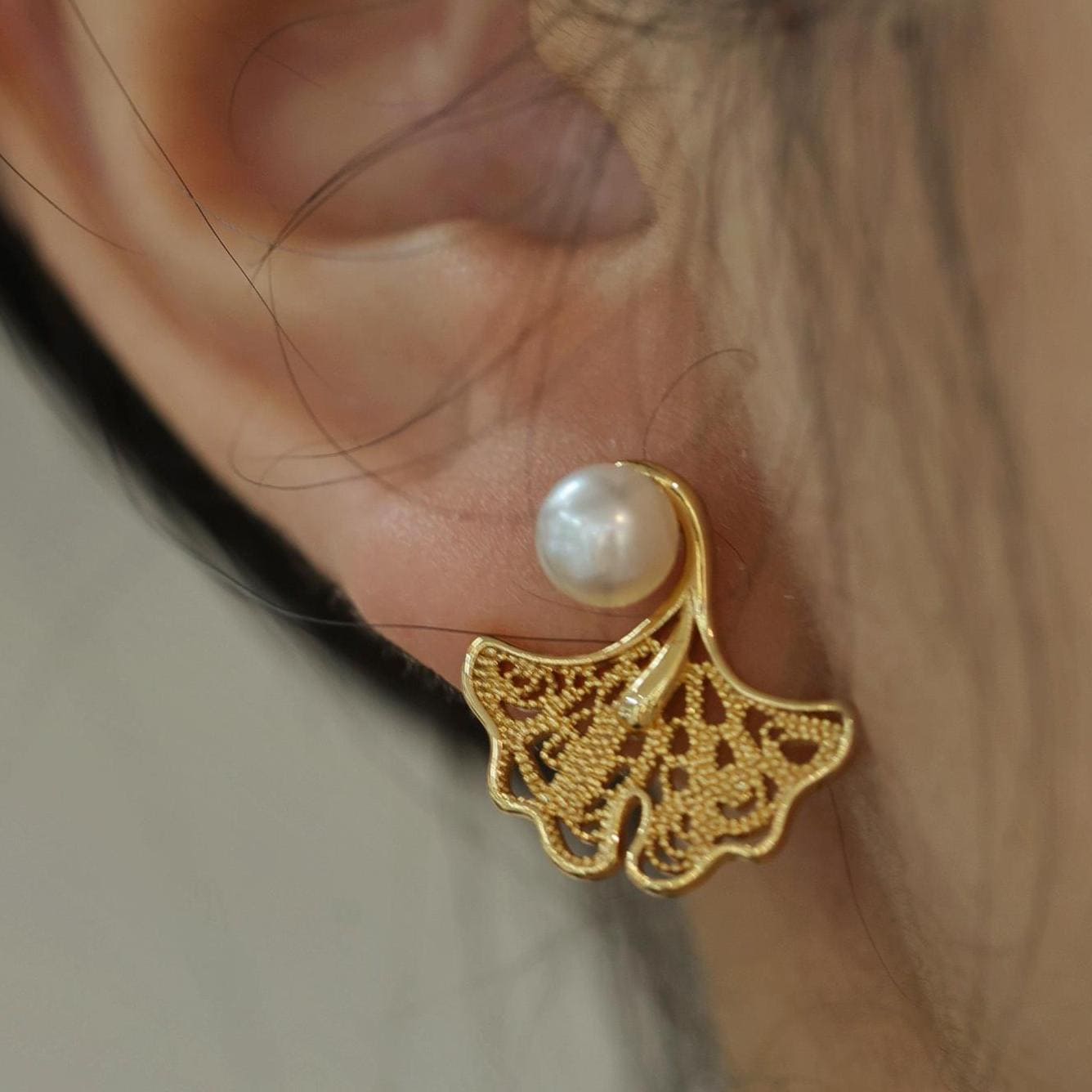 Vintage Ginkgo Leaf Pearl Stud Earrings,Oriental Inspired Freshwater Pearl Earrings,Gold S925 Sterling Silver Handmade Jewelry, Gift for Her