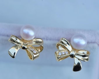 Bow Pearl Earrings, Freshwater Pearl Studs, Gold Bow Earrings, Elegant Bridal Jewelry, Dainty Earrings for Women, Handmade Gifts for Her
