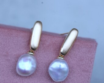 Modern Baroque Pearl Earrings, Statement Pearl Drop Earrings, Gold Silver Tone, Bold Pearl Earrings, Keshi Earrings, Chic Everyday Jewelry