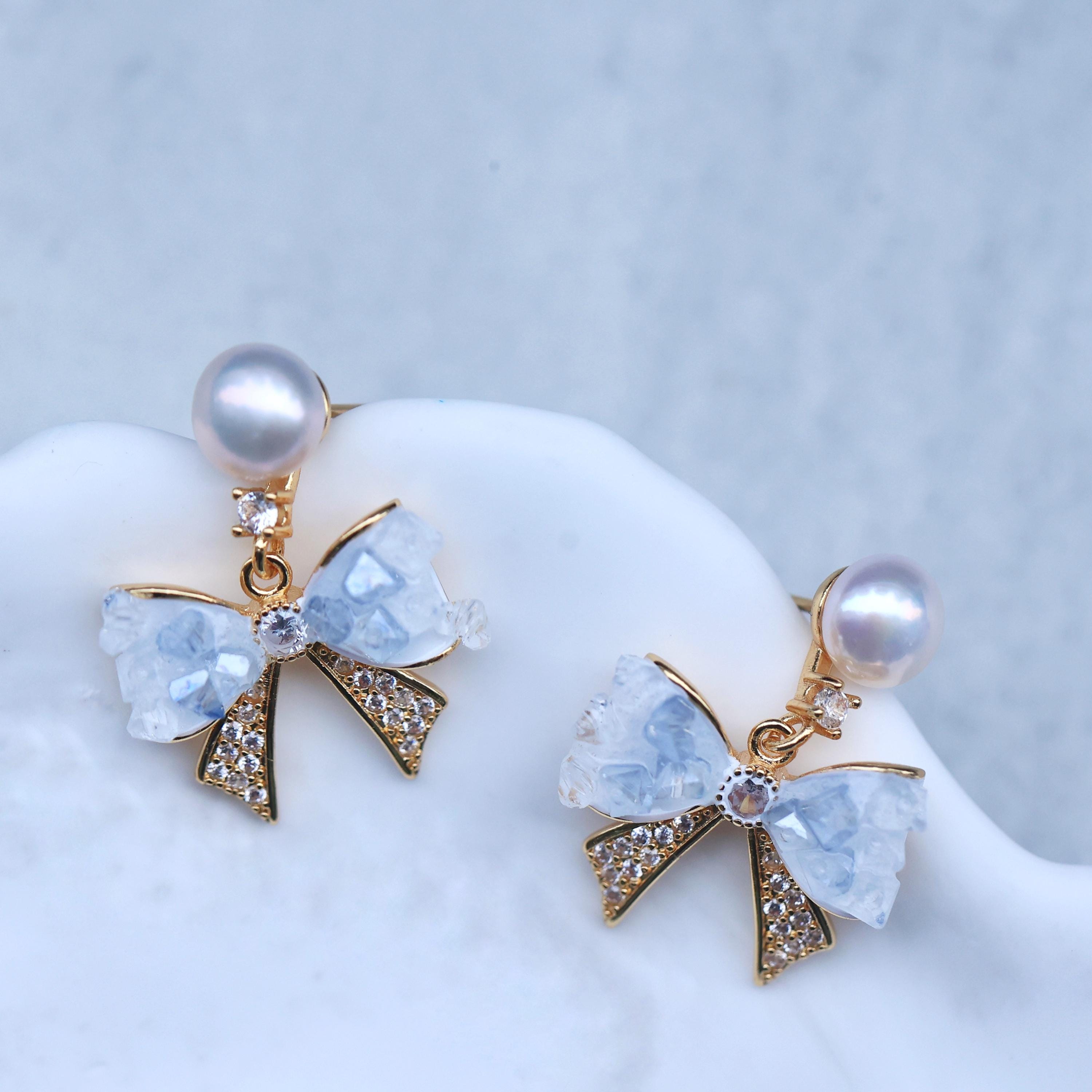 NEW Elegant Mother of Pearl Bow Handmade Earrings Pearl and Bow Earrings - Etsy main image 3