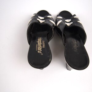 Size 7.5 8N 60s Wedge Slide // Open Toe Slip On Sandals // Black Patent Leather Slides // image 6