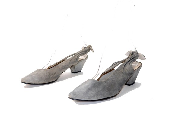 grey low heel shoes