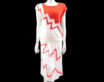 Vintage Retro 2 Piece Set // Outfit 80s Two Piece Red White Sweater and Cotton Skirt// Size M// 136