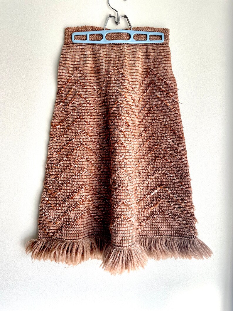 Vtg Chevron Knit Fringe Skirt 25 waist image 2