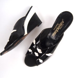 Size 7.5 8N 60s Wedge Slide // Open Toe Slip On Sandals // Black Patent Leather Slides // image 2
