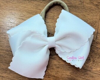 White Baby Headband, Big Bow Headband, Newborn Headband, Baby Girl Headband, Toddler Headband, Girl Hair Bows, White Scallop Edge Bow Band