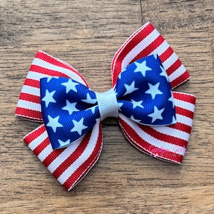 4th of July Hair Bow, Patriotic hair bow, red white blue bow, Stars and Stripes, Patriotic Bow for Toddler, hair clip, baby clip
