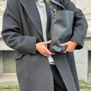 Frau Umhängetasche, Leder Einkaufstasche, Tote Ledertasche, Leder Einkaufstasche, extra große Einkaufstasche, Schulter Frau Tasche, schwarze Ledertasche