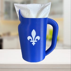 Pichet à lait pour sacs de lait fabriqué au Canada - Bec verseur conçu pour un versement contrôlé, le sac tombe facilement, poignée confortable (Québec)