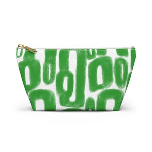 Green Pattern Accessory Bag: Travel Makeup Zipper Pouch