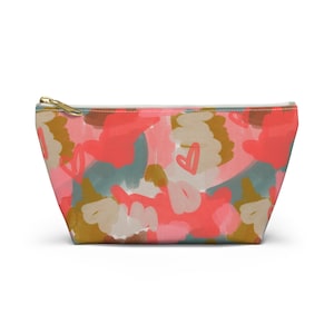 Abstract Art Accessory Bag: Travel Makeup Zipper Pouch
