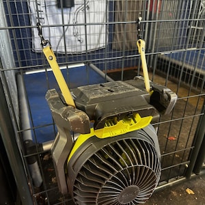 Ryobi Fan Strap for Wire Dog Kennels and Crates made of BioThane® - Fits new-style, mini/clip-style, and old-style fans