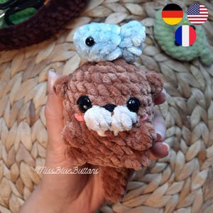 Instruktioner för Chubby Otter Oatie & Fish (tyska, engelska, franska) Lämplig för nybörjare, ingen sömnad krävs