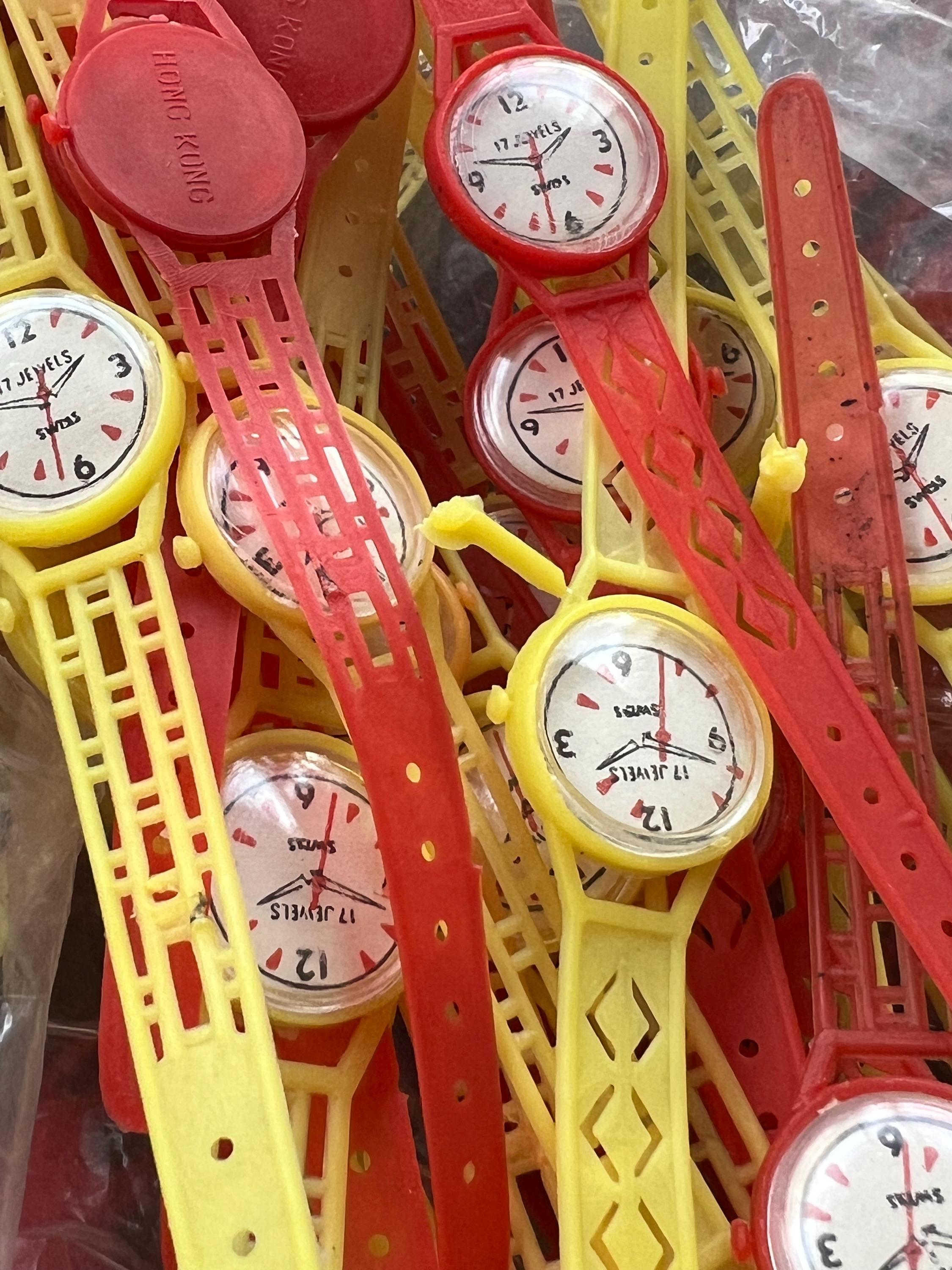 Retro Yellow Watch from Toy Watch 3 Vintage Dime Store Plastic Novelty Toy Wrist Watches  main image 3
