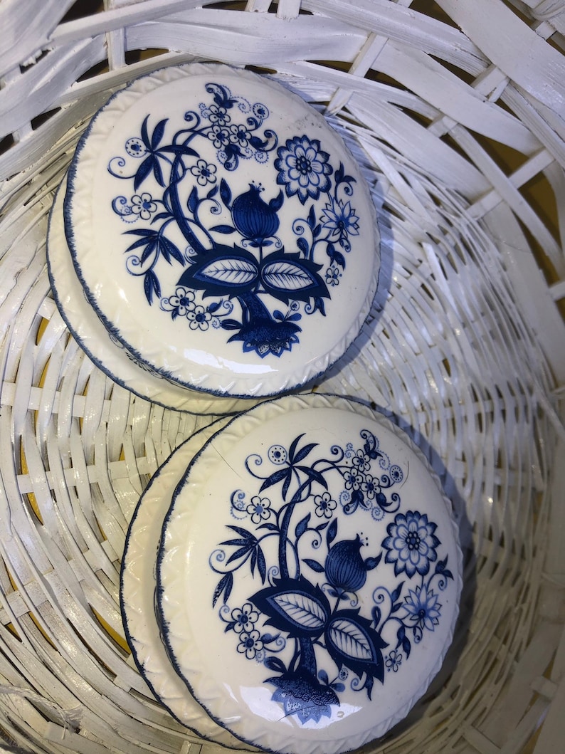 Blue White Porcelain Jewelry Box Two Boxes 2 pc Set shabby condition